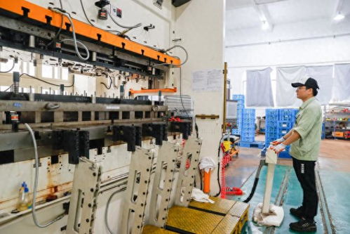 走進上海凱斯大島精密電子制造丨最美生產(chǎn)線